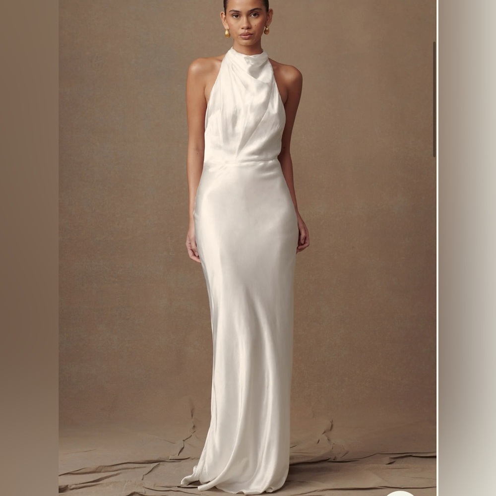 Meshki Elegant Backless White Satin Dress